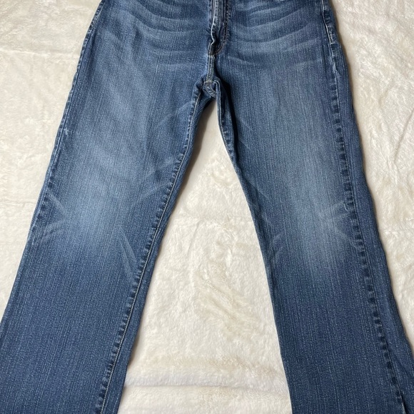 Lucky Brand Jeans - Picture 3 of 9